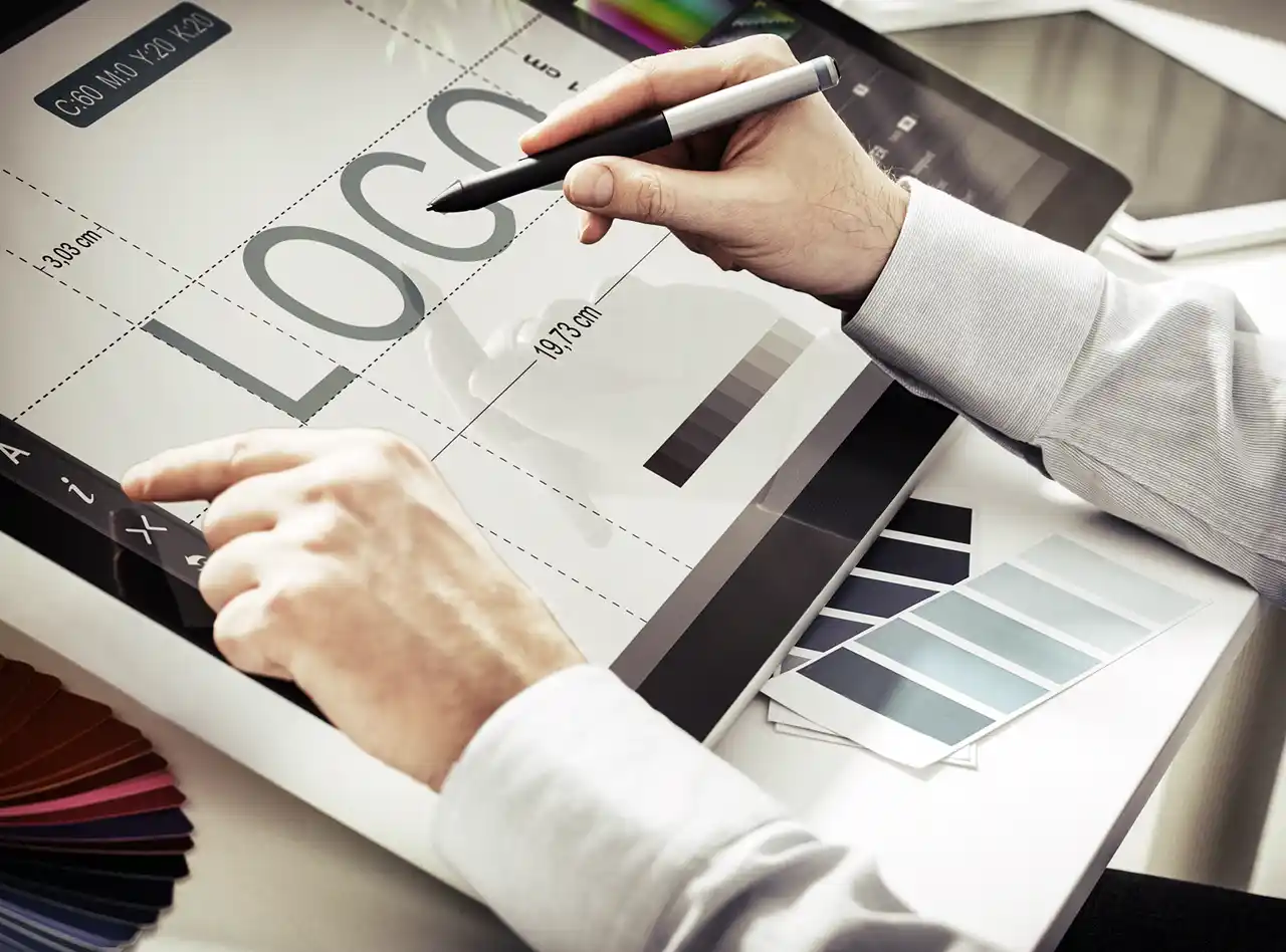 Logo Contest Innovation Creativity teamwork & futuristic thinking